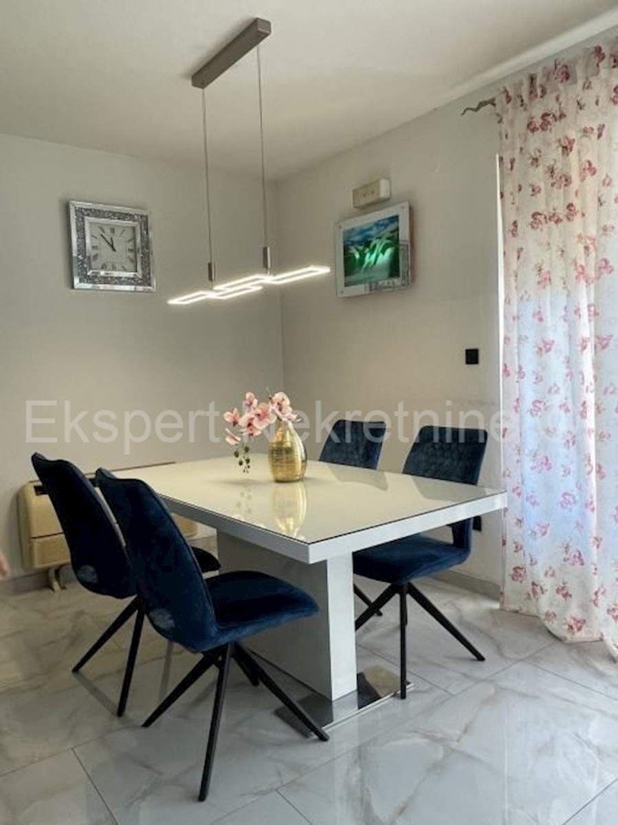 Dom Na predaj - SPLITSKO-DALMATINSKA SPLIT