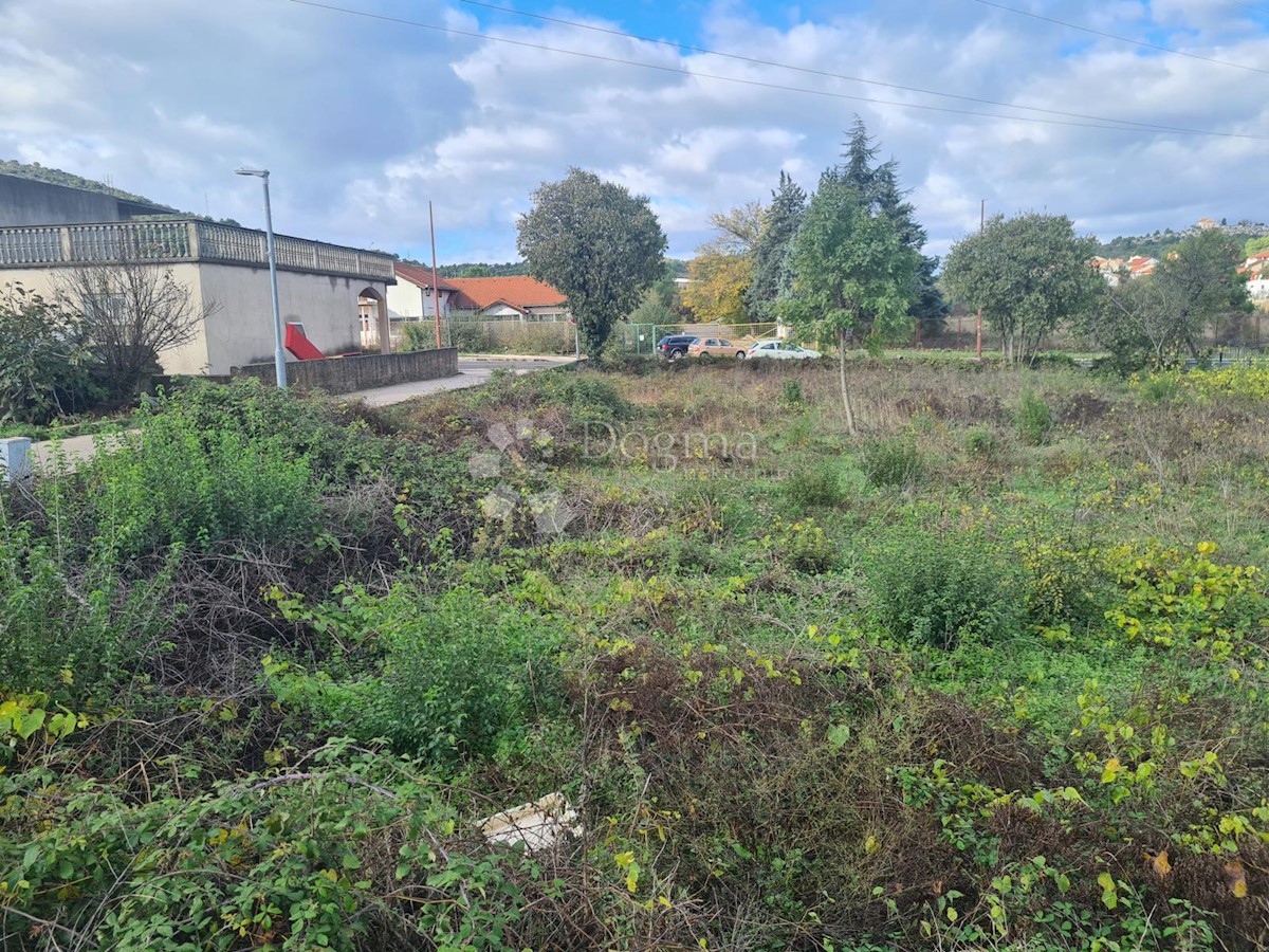 Zemljište Na prodaju - ŠIBENSKO-KNINSKA ŠIBENIK