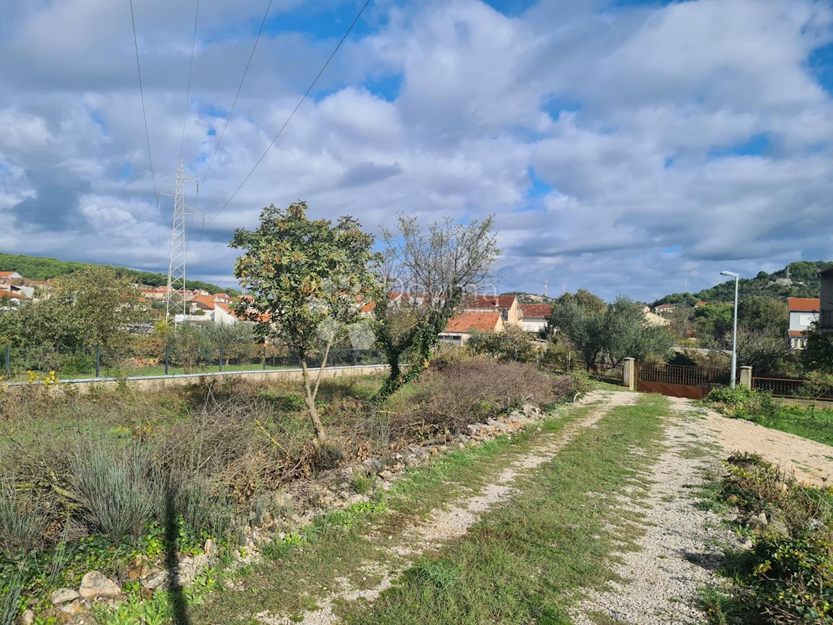 Zemljište Na prodaju - ŠIBENSKO-KNINSKA ŠIBENIK
