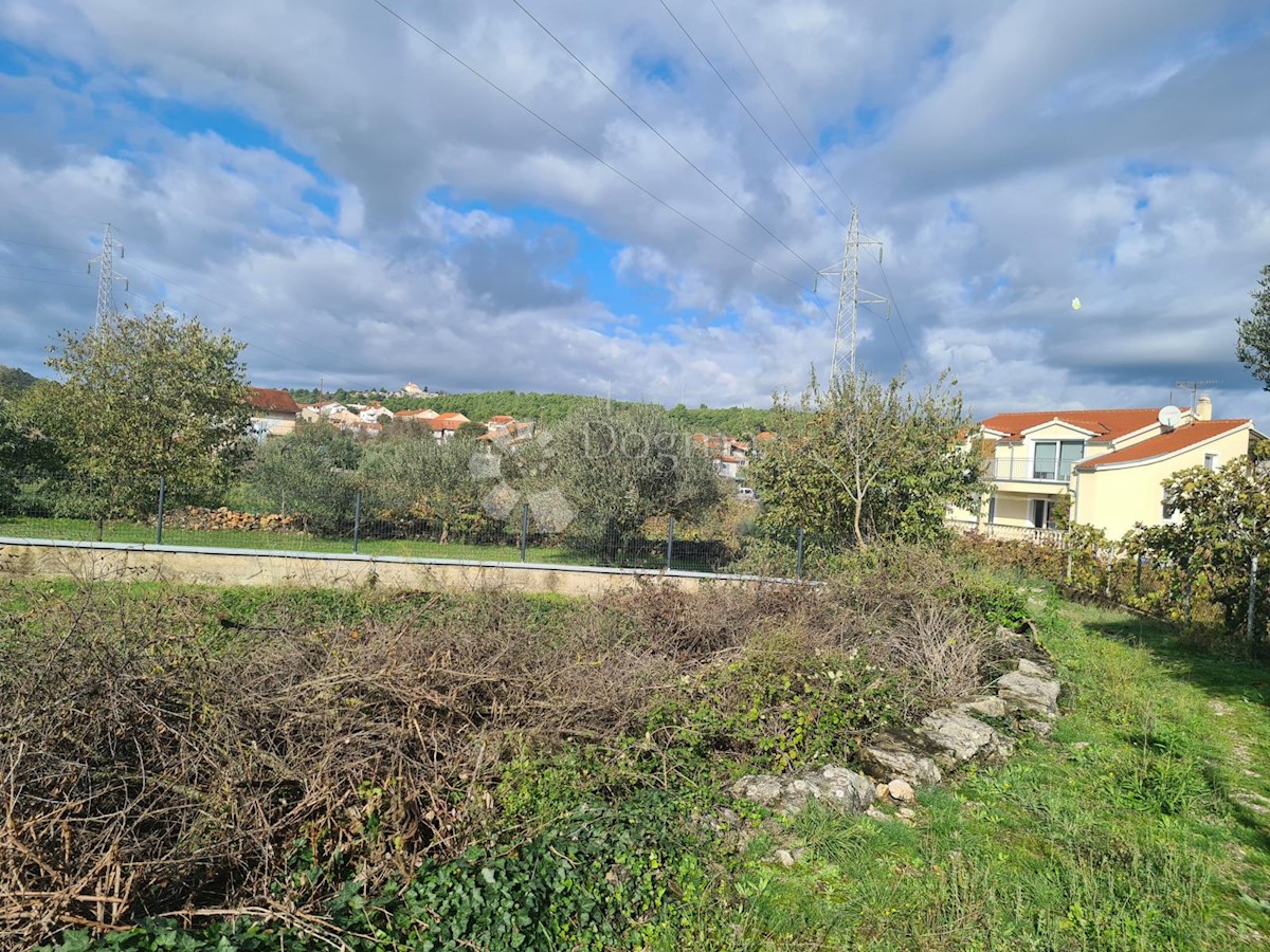 Zemljište Na prodaju - ŠIBENSKO-KNINSKA ŠIBENIK