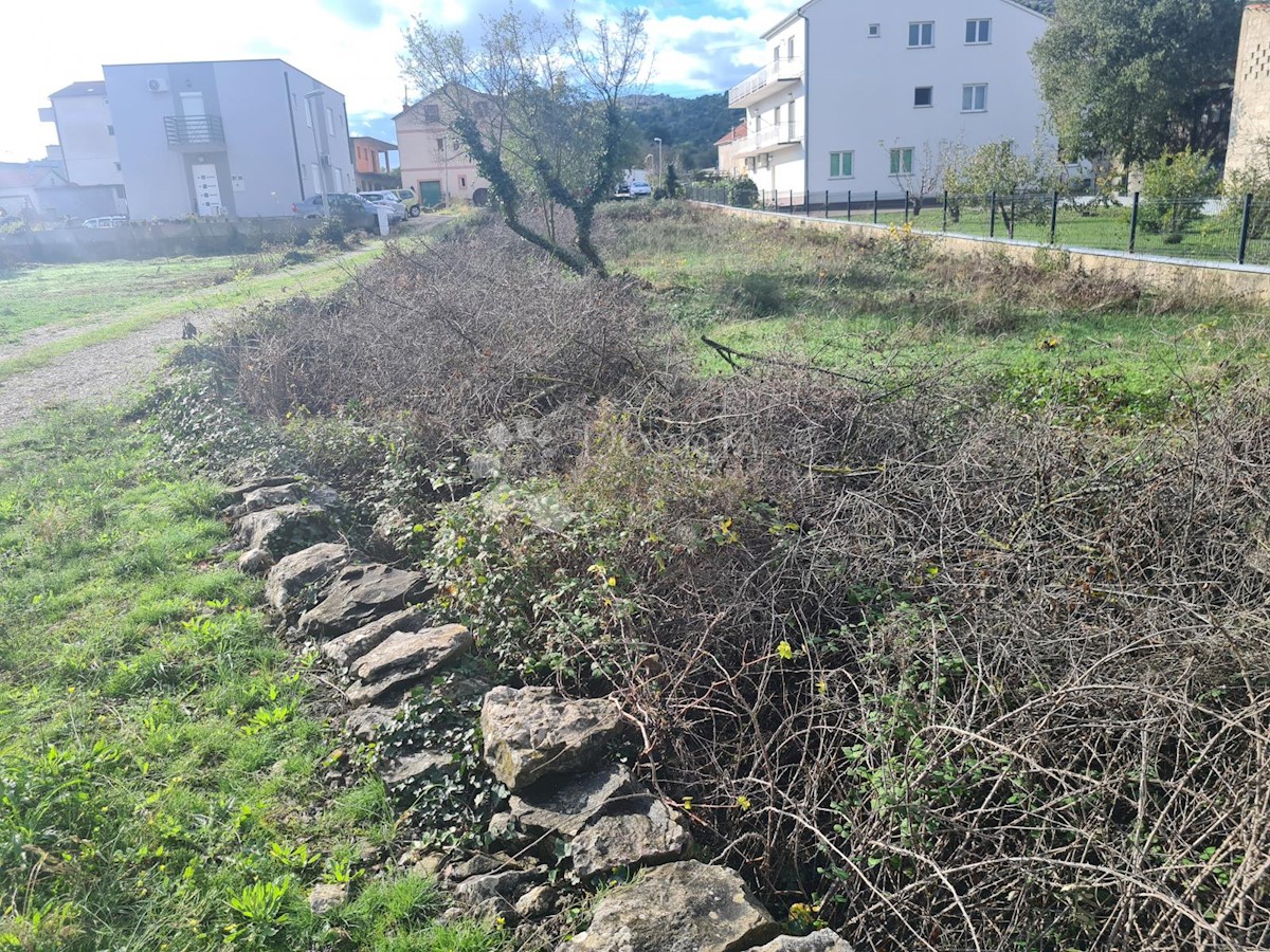 Zemljište Na prodaju - ŠIBENSKO-KNINSKA ŠIBENIK
