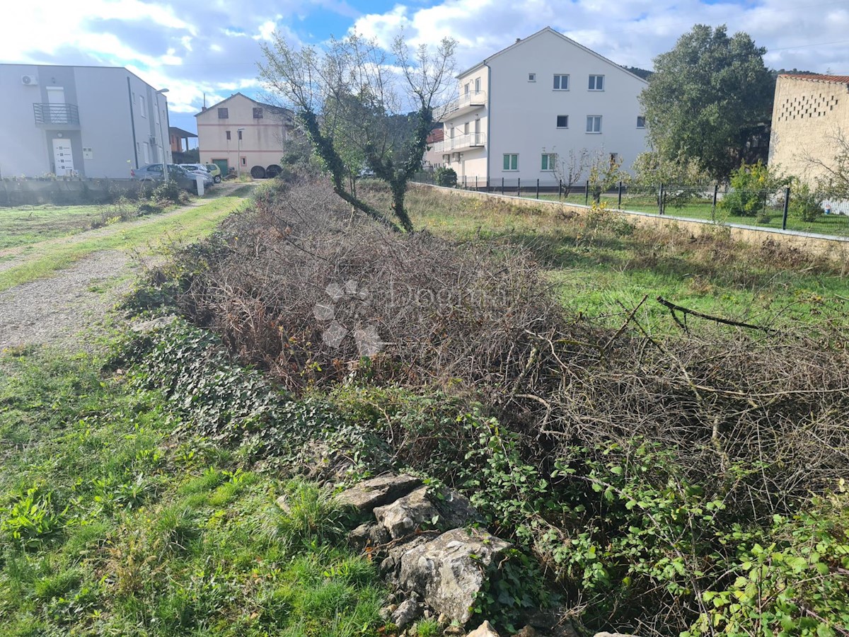 Zemljište Na prodaju - ŠIBENSKO-KNINSKA ŠIBENIK