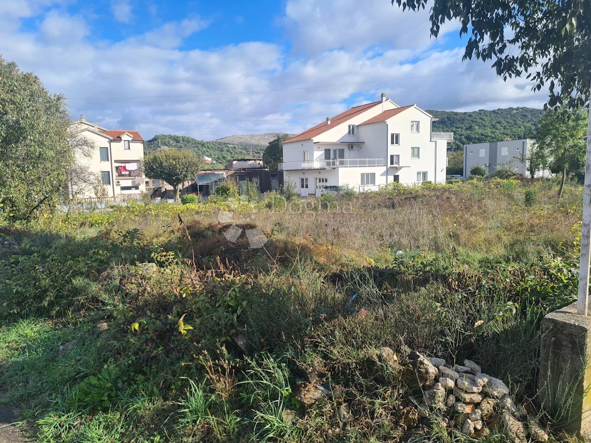 Zemljište Na prodaju - ŠIBENSKO-KNINSKA ŠIBENIK