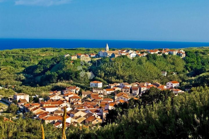Hiša na predaj 92 m² – Susak