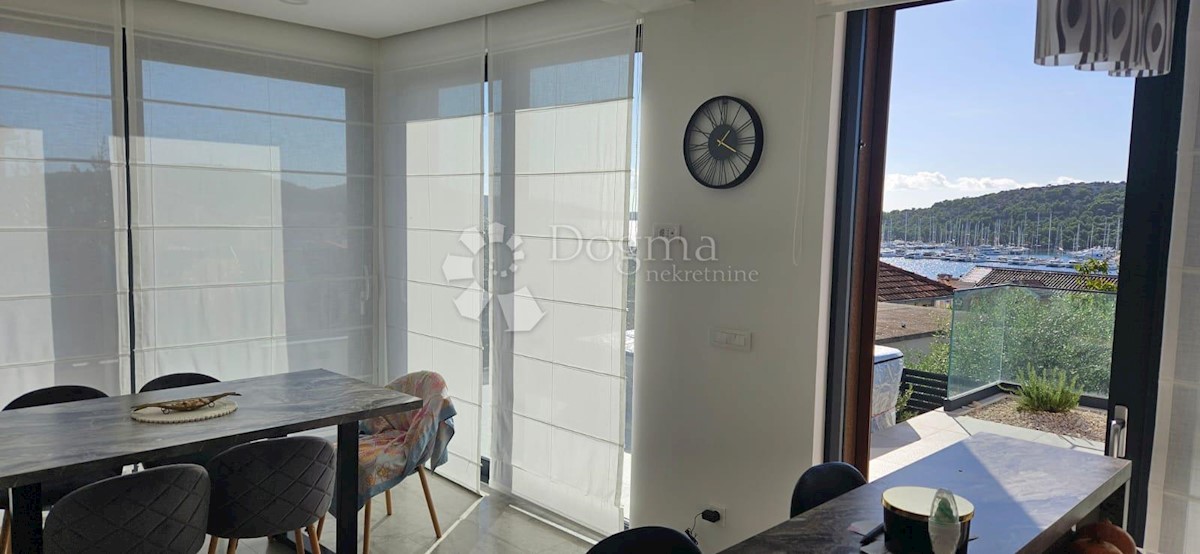 Flat For sale - ŠIBENSKO-KNINSKA ROGOZNICA