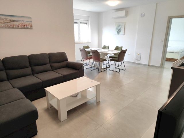 Mieszkanie na sprzedaż 56 m² – Rovinj