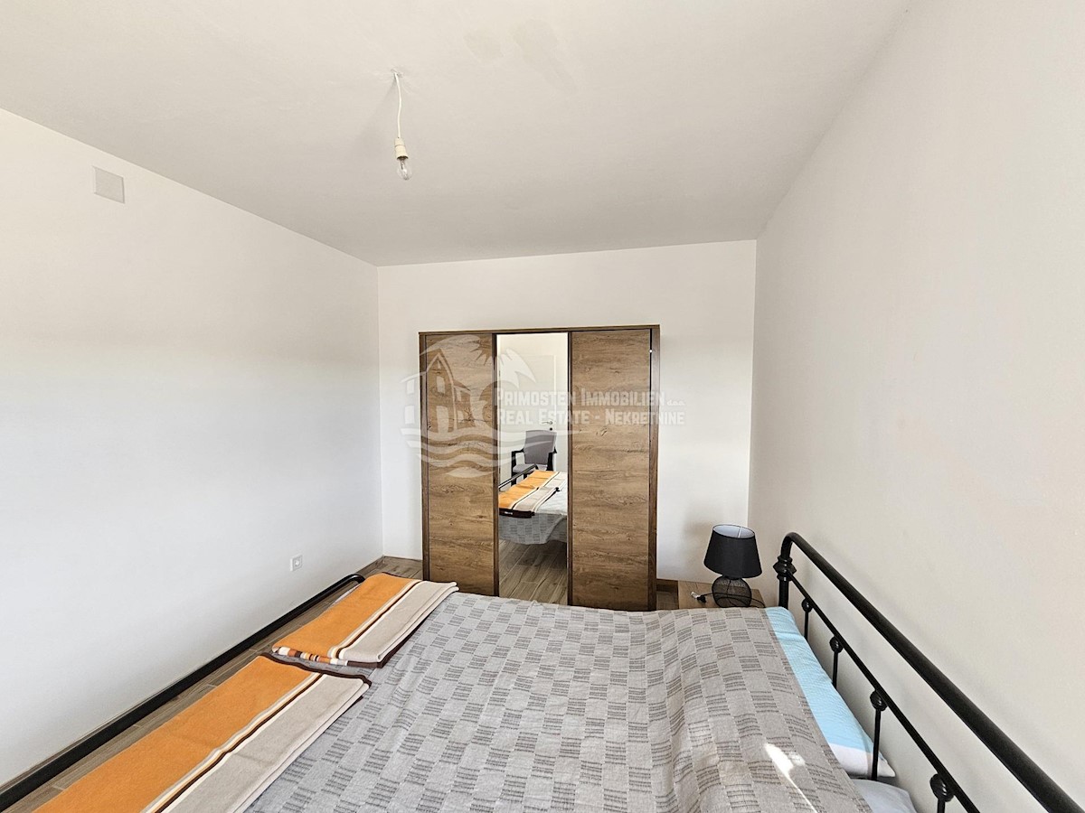 Apartment Zu verkaufen - ŠIBENSKO-KNINSKA PRIMOŠTEN