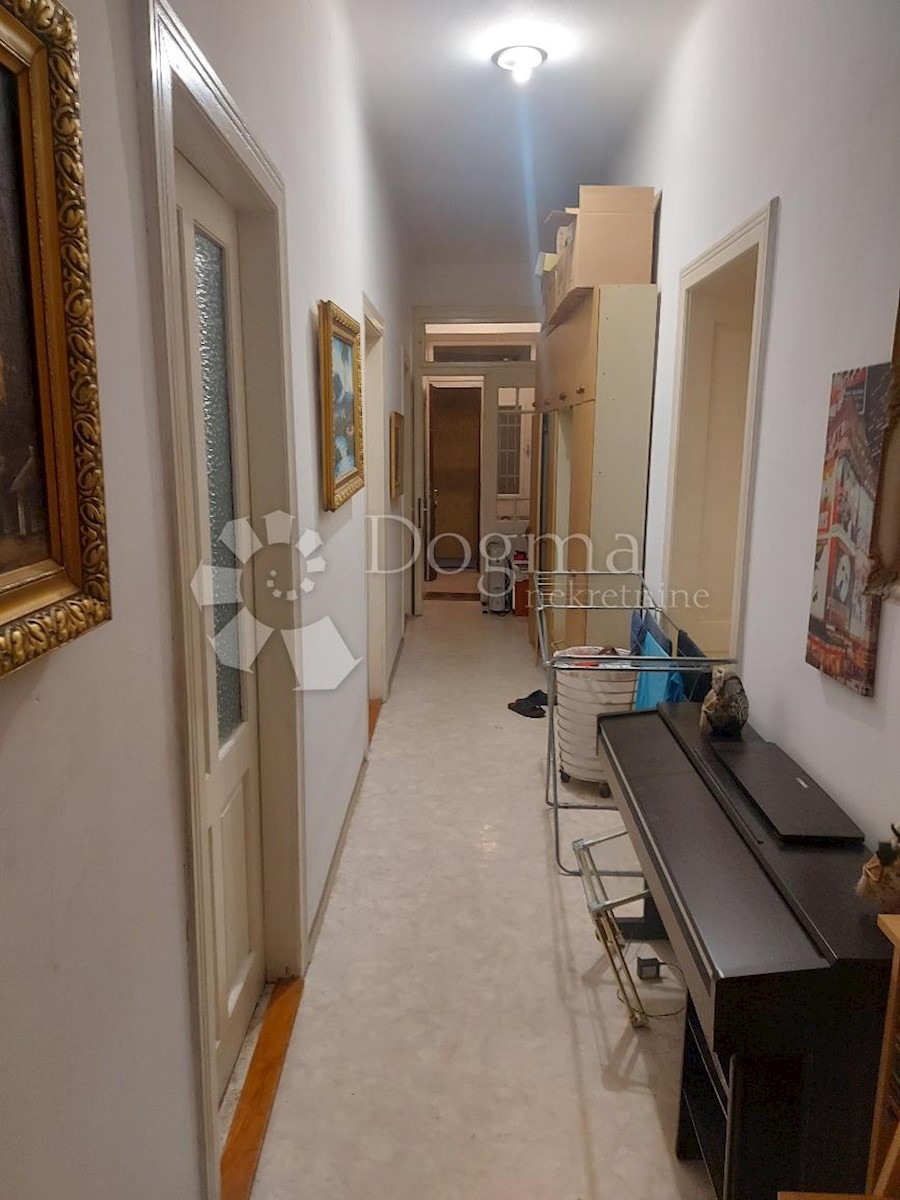 Apartment Zu verkaufen - PRIMORSKO-GORANSKA RIJEKA