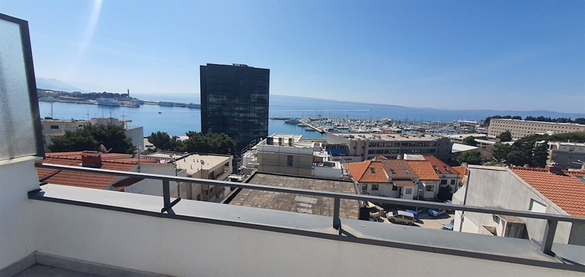 Appartement À vendre - SPLITSKO-DALMATINSKA SPLIT