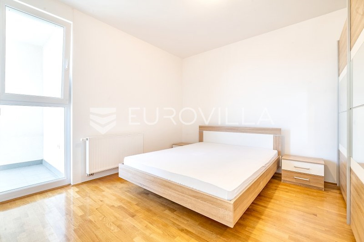 Apartmán Na predaj - GRAD ZAGREB ZAGREB