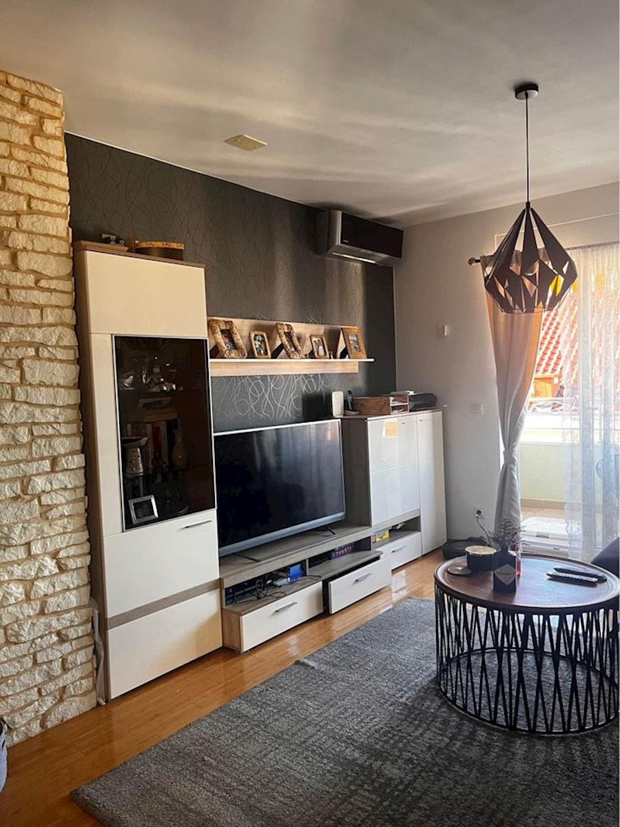 Apartma Na predaj - SPLITSKO-DALMATINSKA MAKARSKA