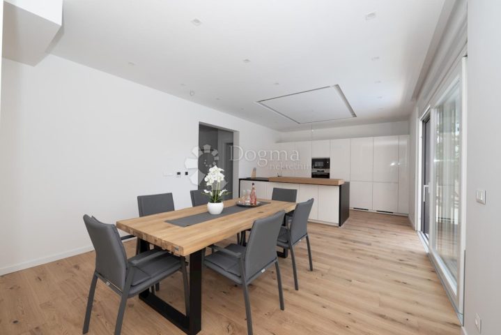 House For sale - Splitsko-dalmatinska Trogir - foto 2/28