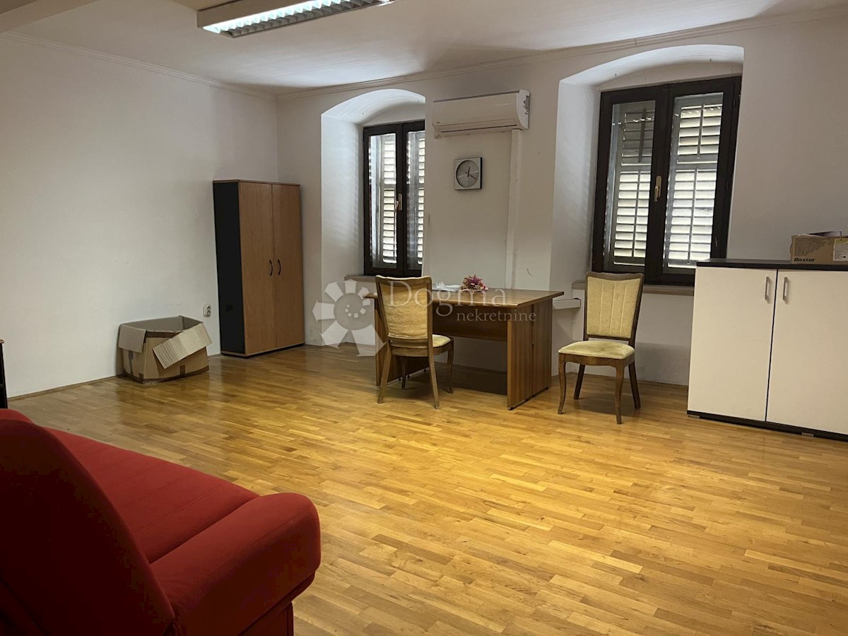 Apartma Za najem