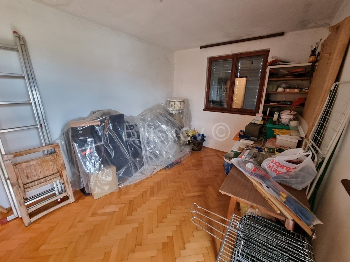 Apartment Zu verkaufen - SPLITSKO-DALMATINSKA KAŠTELA