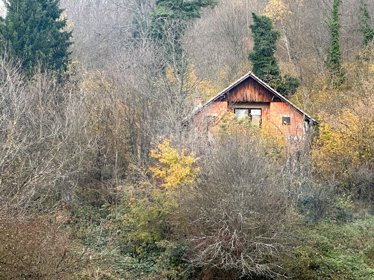 Dom Na predaj - PRIMORSKO-GORANSKA VRBOVSKO