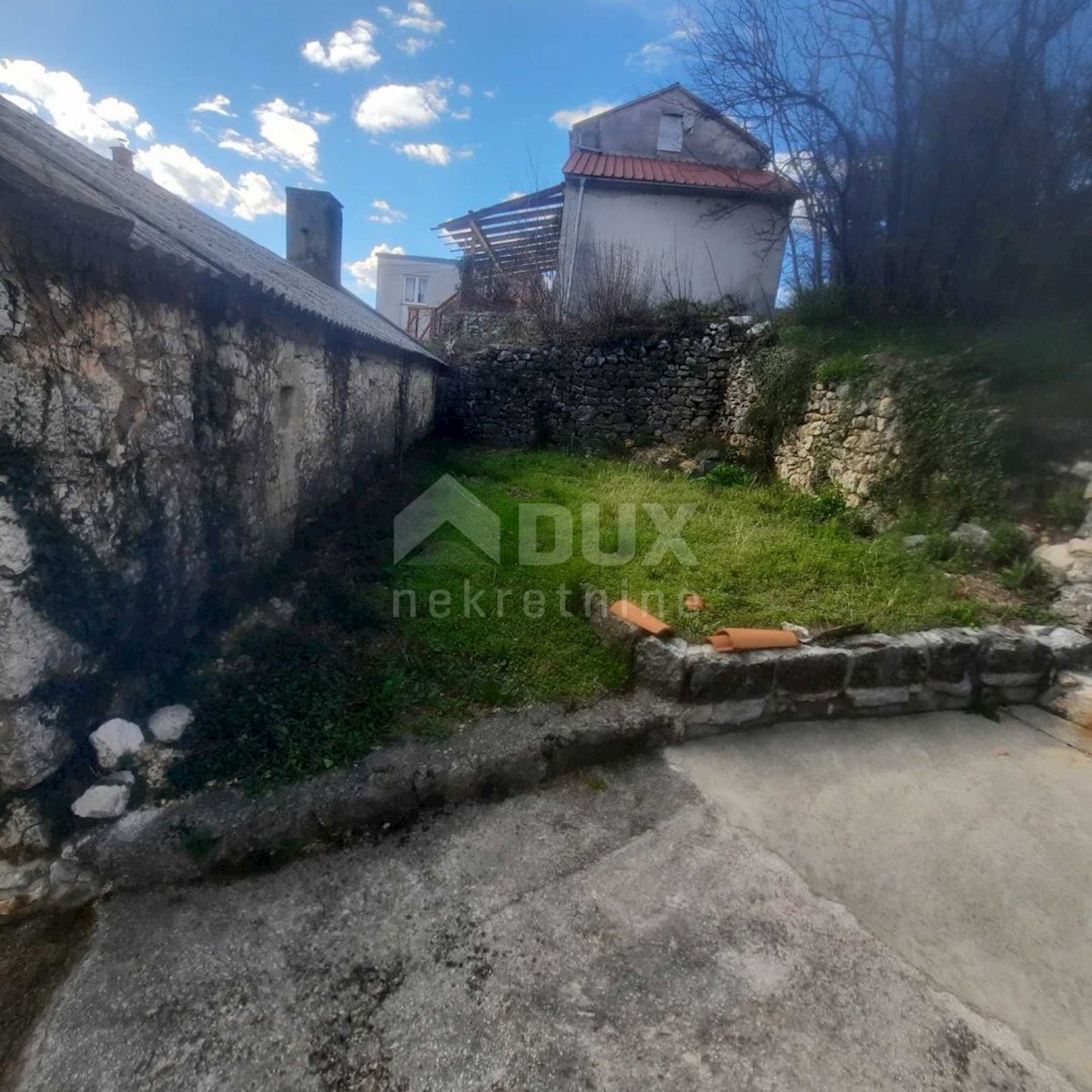 Kuća Na prodaju - PRIMORSKO-GORANSKA VINODOLSKA OPĆINA