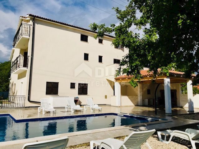 Haus zu verkaufen 450 m² – Sveti Lovreč Pazenatički
