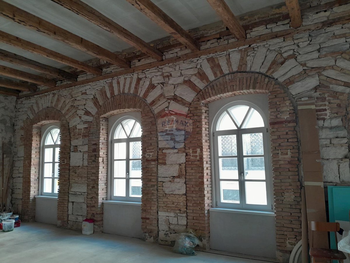 Business premises For rent