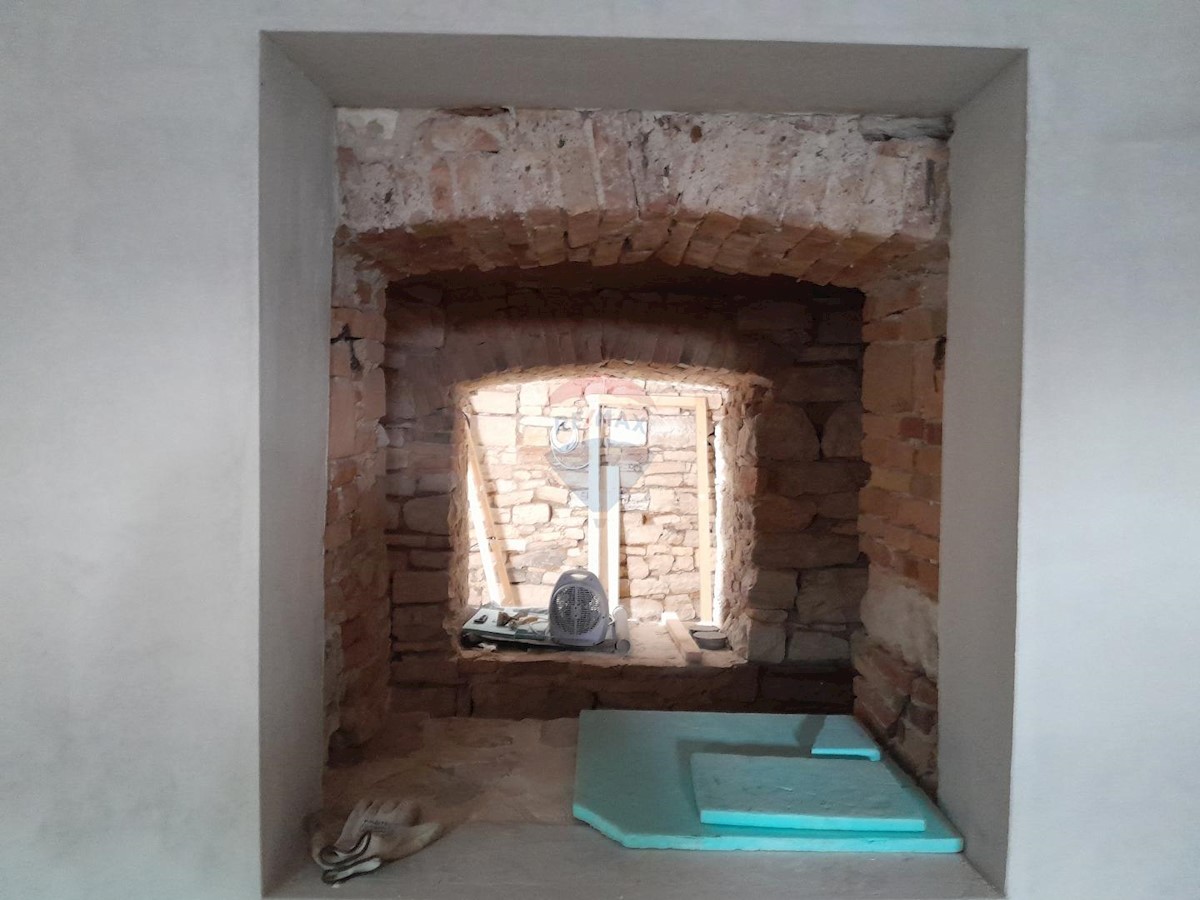 Business premises For rent - ISTARSKA PULA