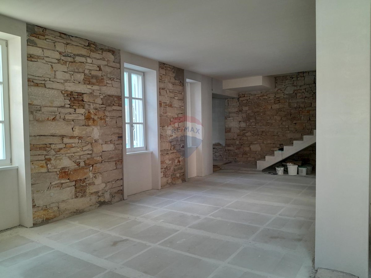 Business premises For rent - ISTARSKA PULA