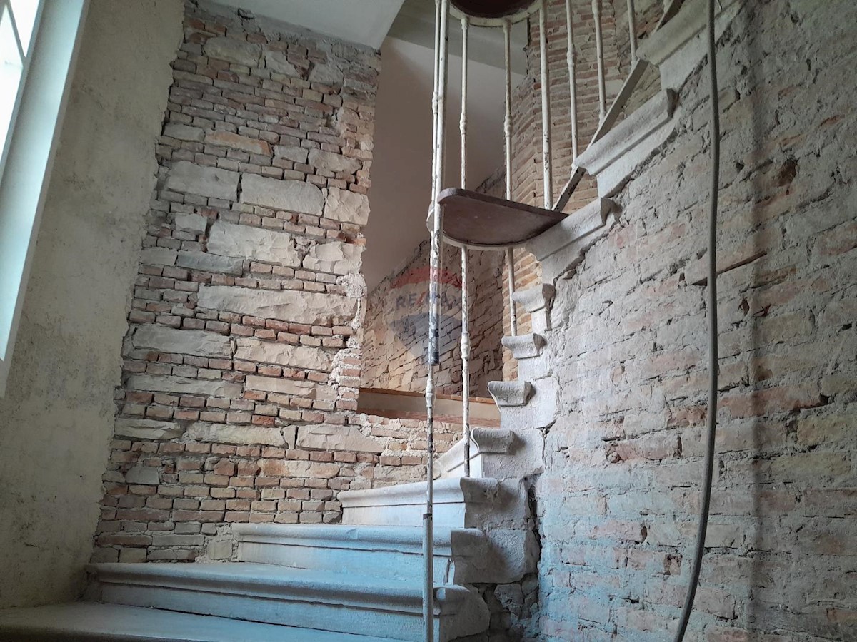 Business premises For rent - ISTARSKA PULA