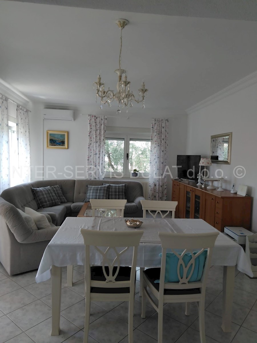 Flat For sale - ŠIBENSKO-KNINSKA VODICE