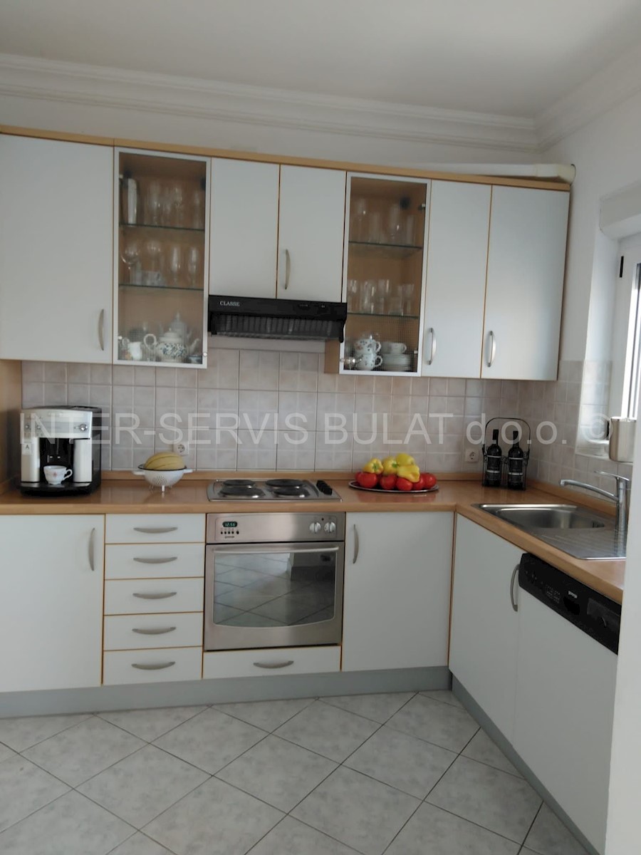 Flat For sale - ŠIBENSKO-KNINSKA VODICE