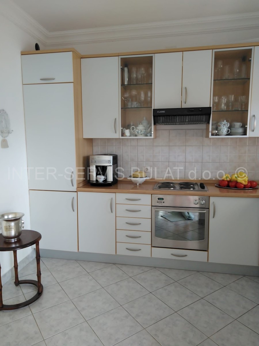 Flat For sale - ŠIBENSKO-KNINSKA VODICE