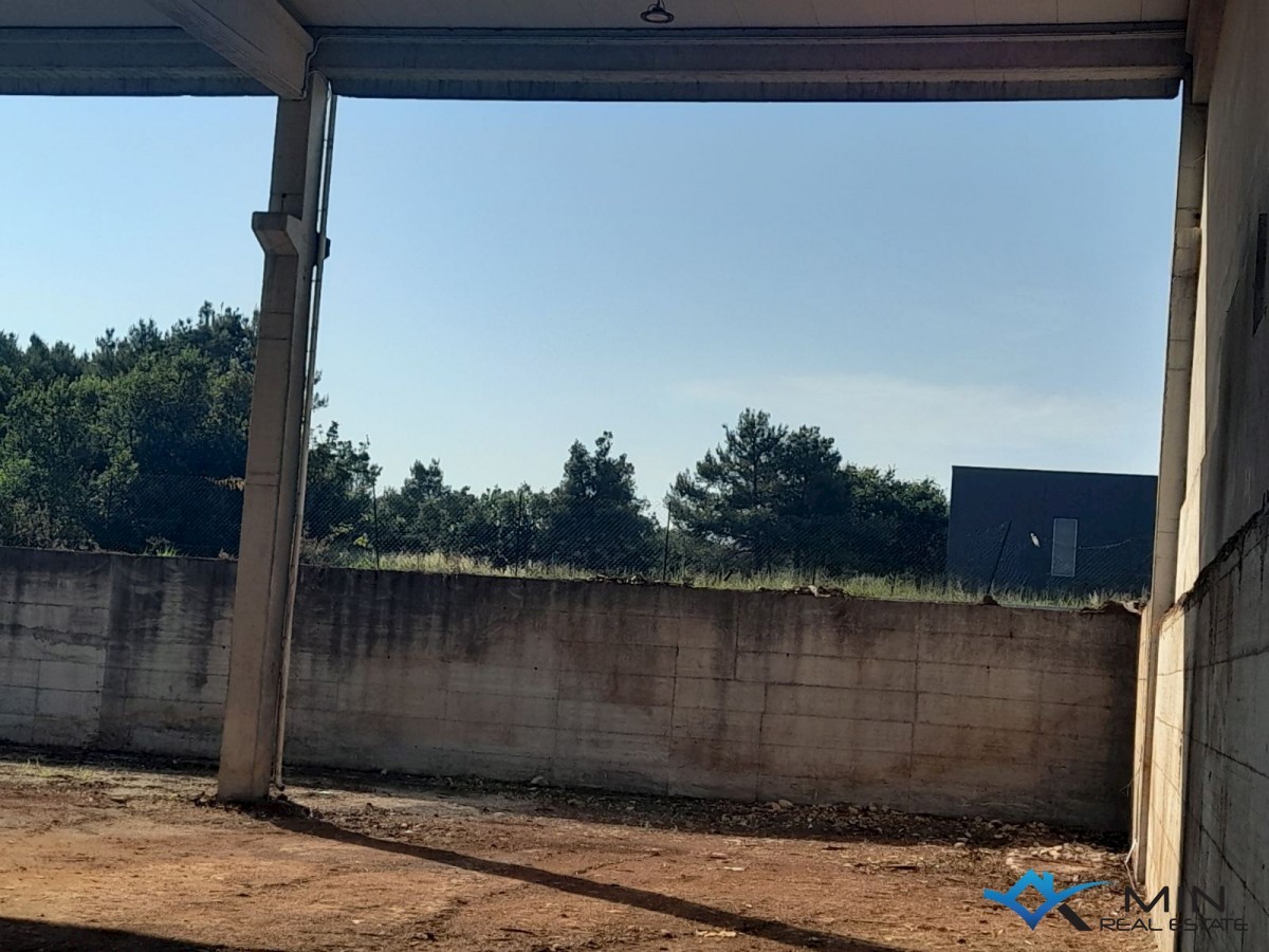 Locaux commerciaux À vendre - ISTARSKA UMAG