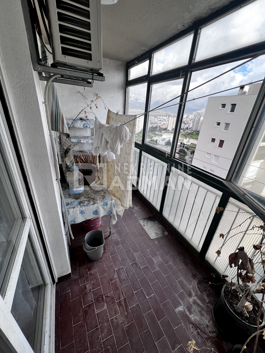 Apartment Zu verkaufen - SPLITSKO-DALMATINSKA SPLIT