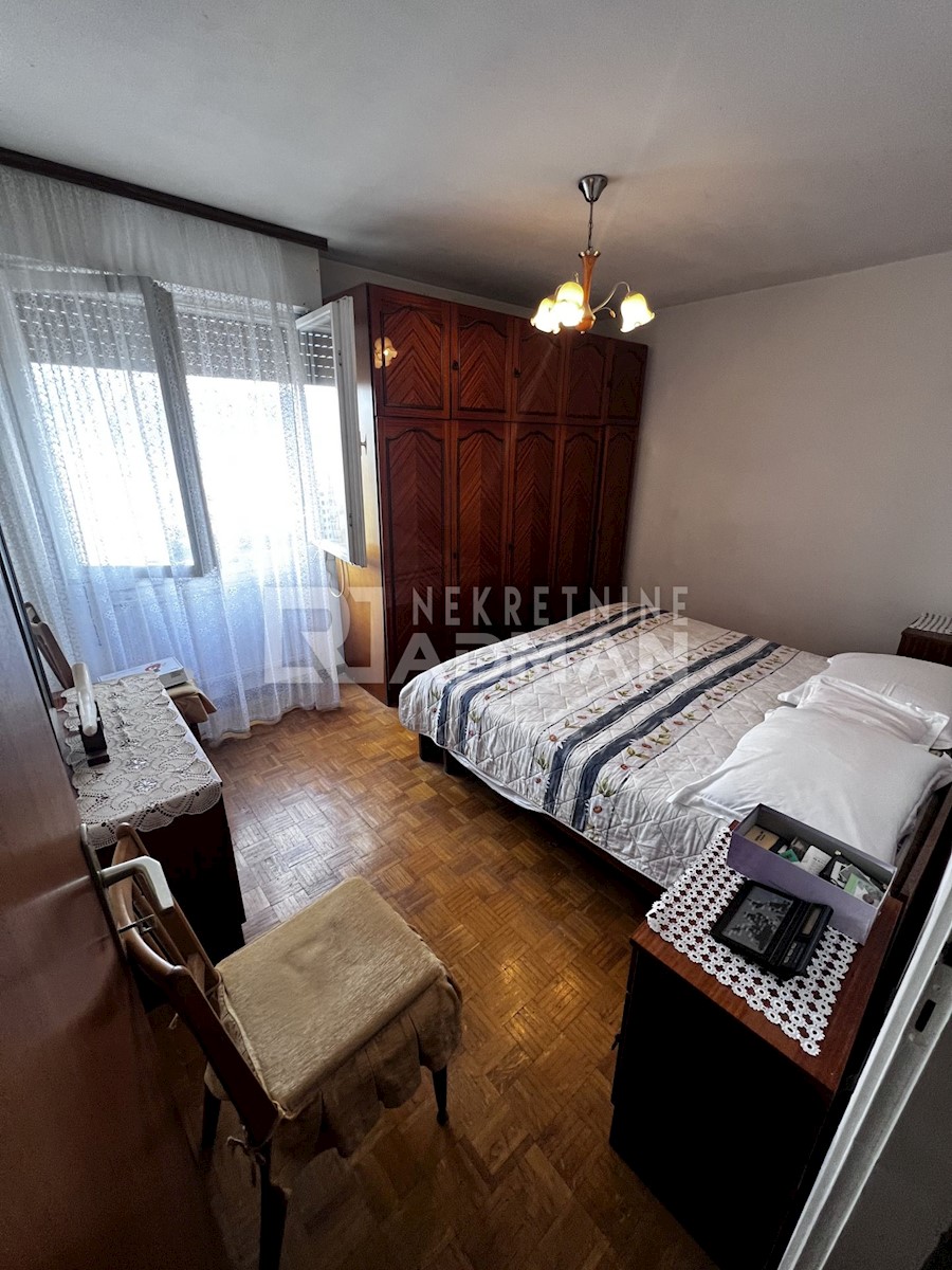 Apartment Zu verkaufen - SPLITSKO-DALMATINSKA SPLIT