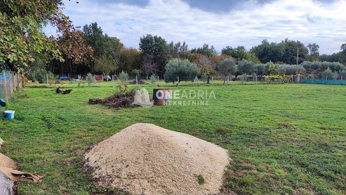 Zemljište Na prodaju - ISTARSKA LIŽNJAN