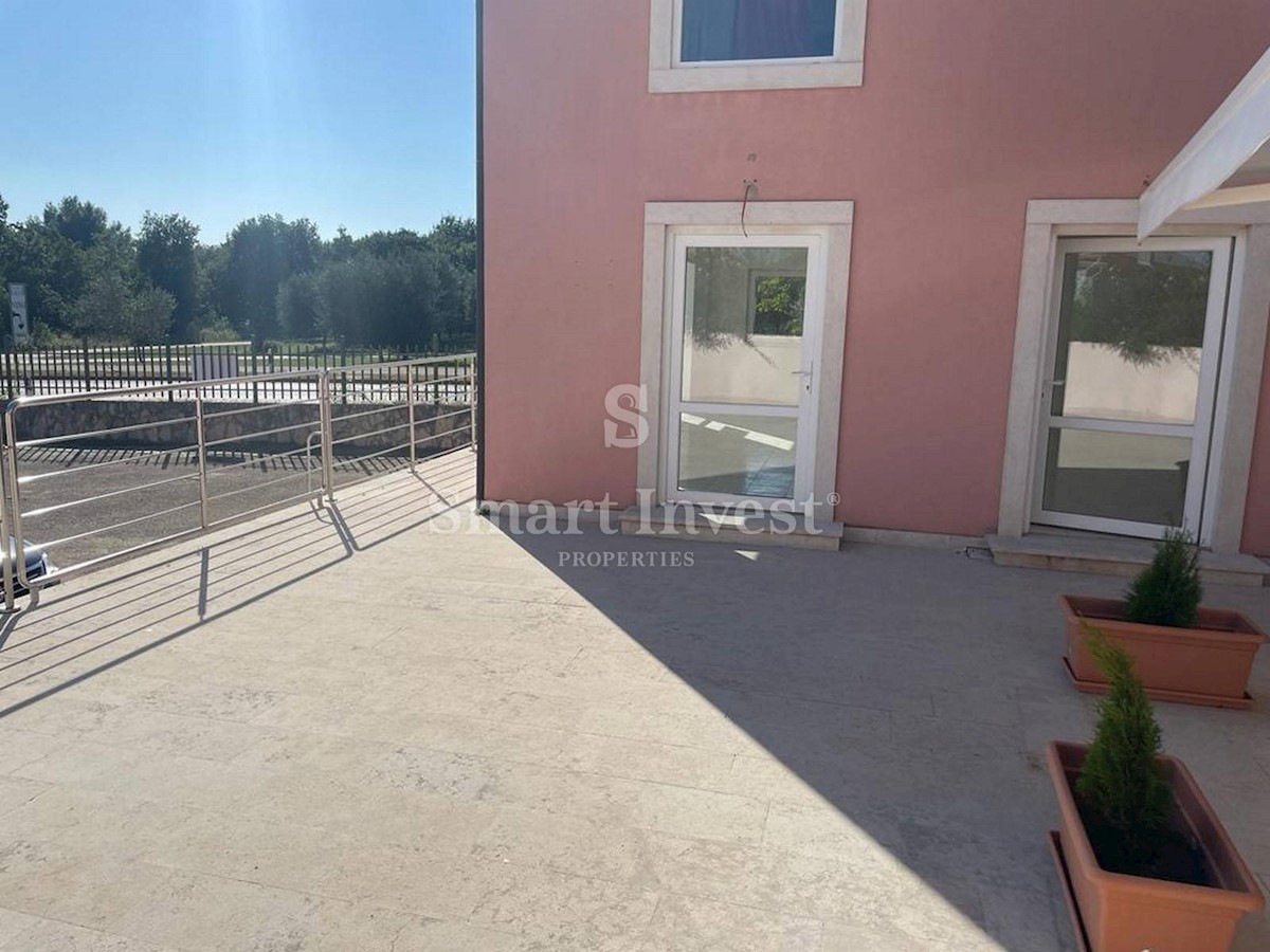 Apartma Na predaj - ISTARSKA NOVIGRAD