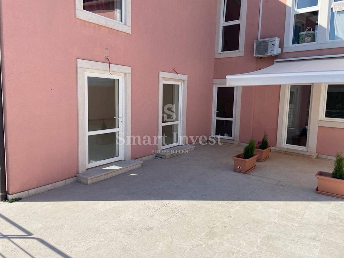 Apartma Na predaj - ISTARSKA NOVIGRAD