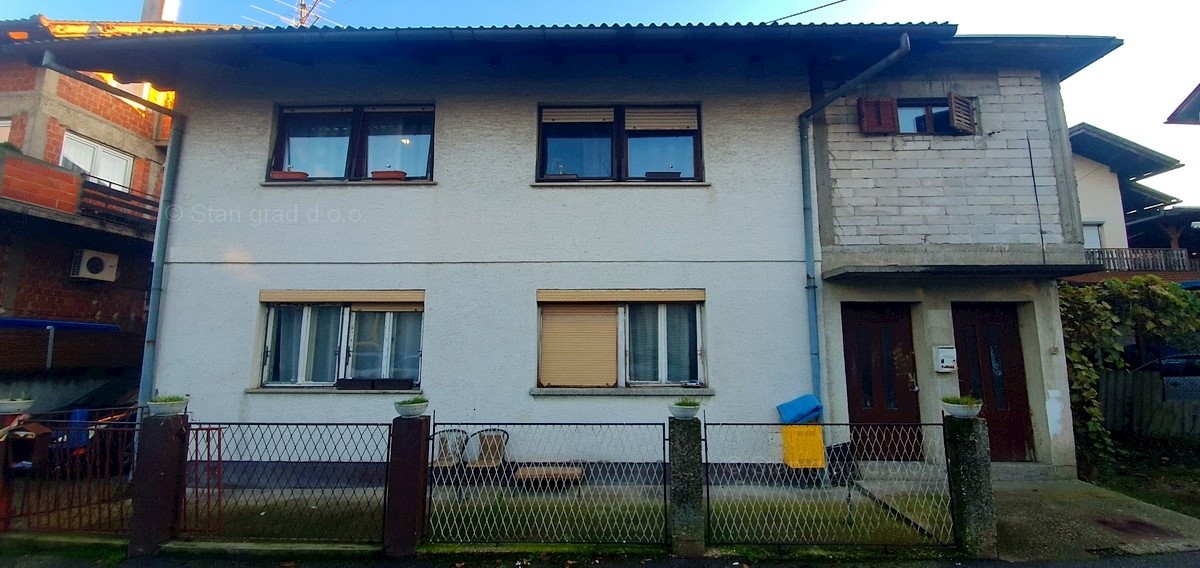 Haus Zu verkaufen DONJA DUBRAVA