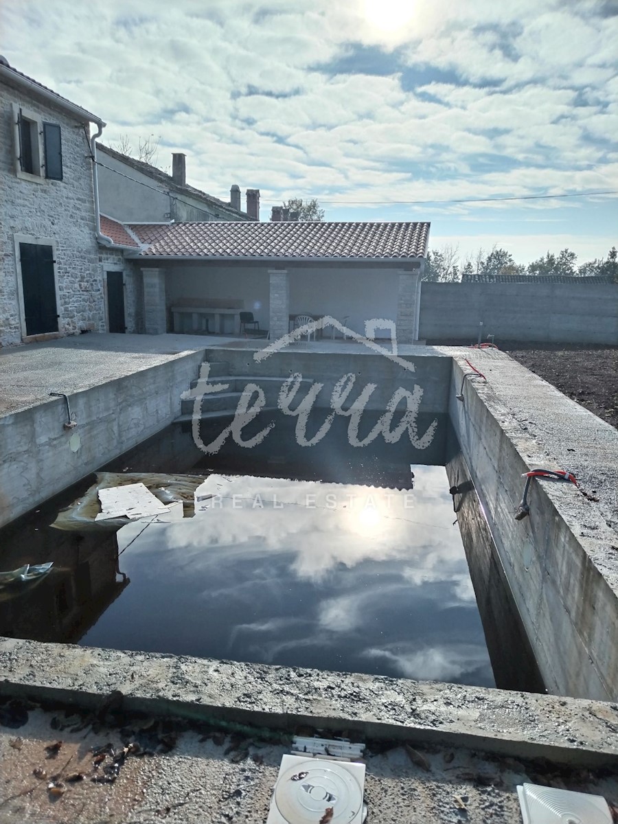 House For sale - ISTARSKA BARBAN