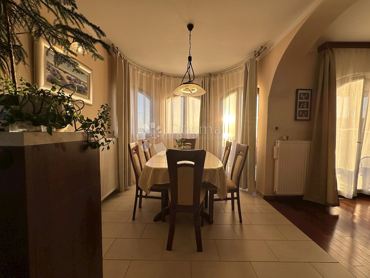 Casa In vendita - PRIMORSKO-GORANSKA KOSTRENA
