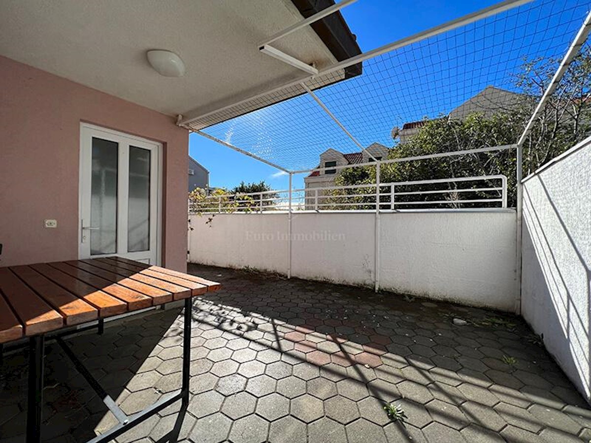 Apartment Zu verkaufen - SPLITSKO-DALMATINSKA BAŠKA VODA