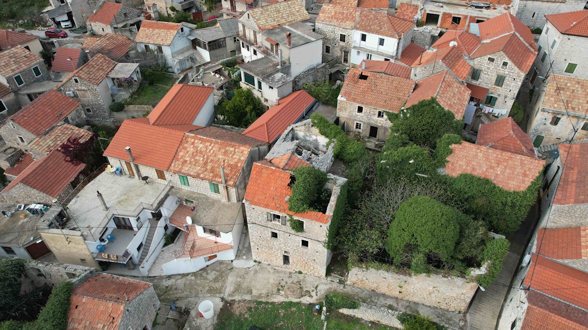 Hiša Na predaj - SPLITSKO-DALMATINSKA HVAR