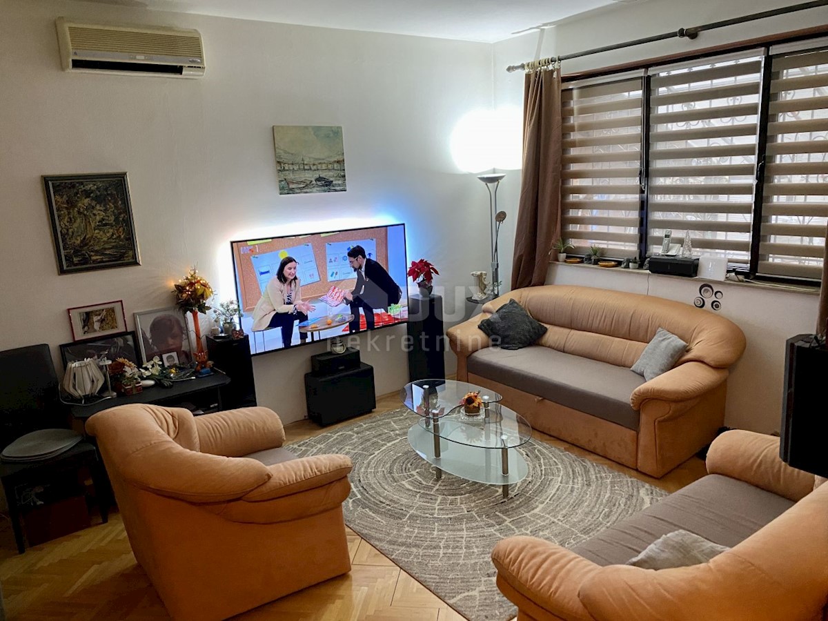 Haus Zu verkaufen
