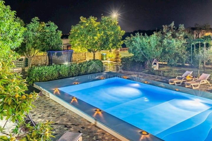 Dom na sprzedaż 200 m² – Jadreški