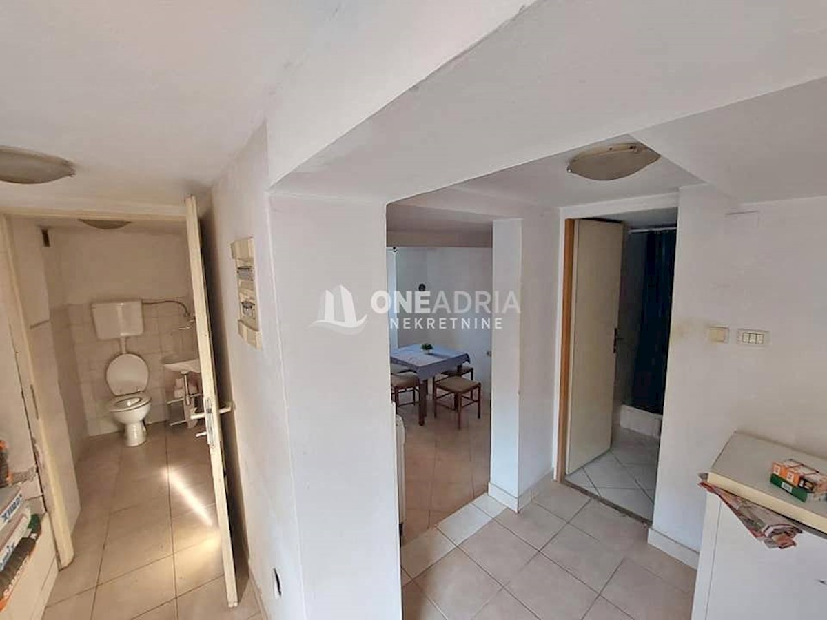 Apartmán Na predaj - KARLOVAČKA KARLOVAC