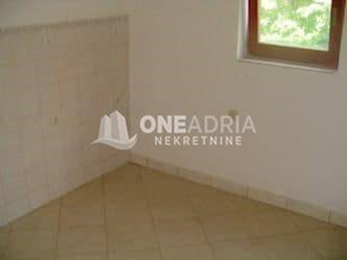 Flat For sale - KARLOVAČKA KARLOVAC