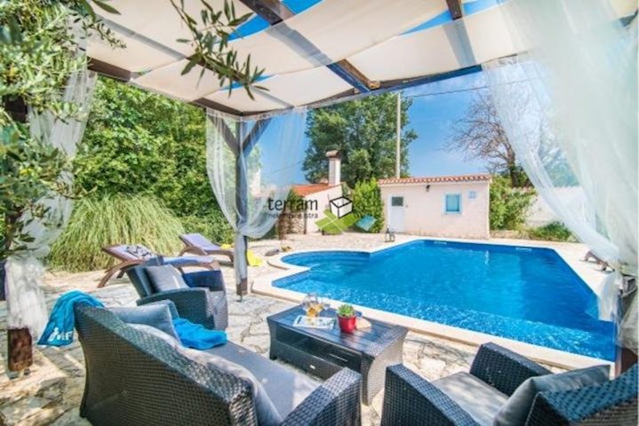 House For sale - Istarska Marčana - foto 2/17