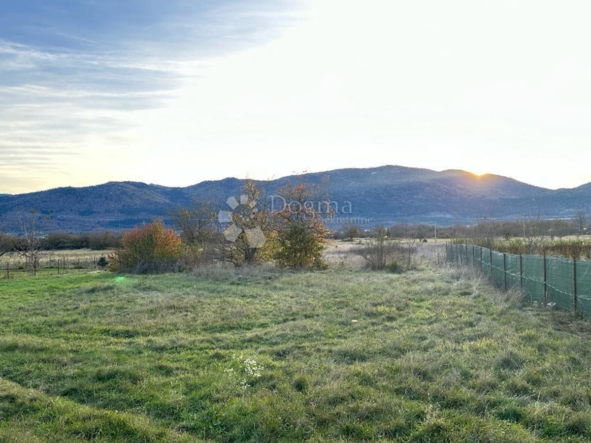 Land For sale - LIČKO-SENJSKA OTOČAC