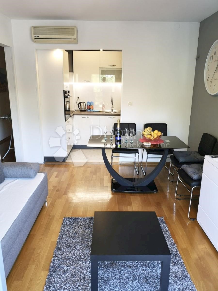 Apartmán K pronájmu - PRIMORSKO-GORANSKA RIJEKA