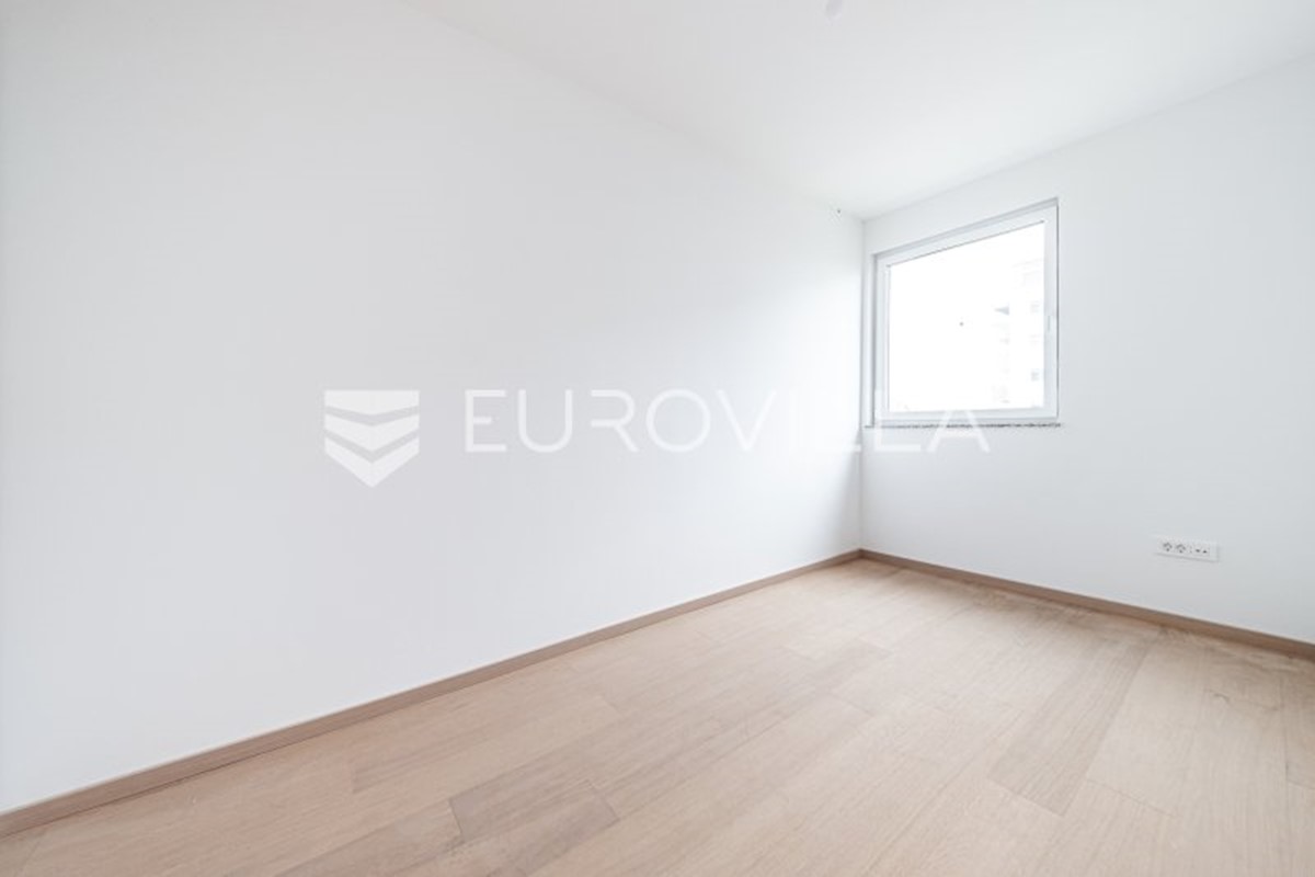 Appartement À vendre - ZAGREBAČKA VELIKA GORICA