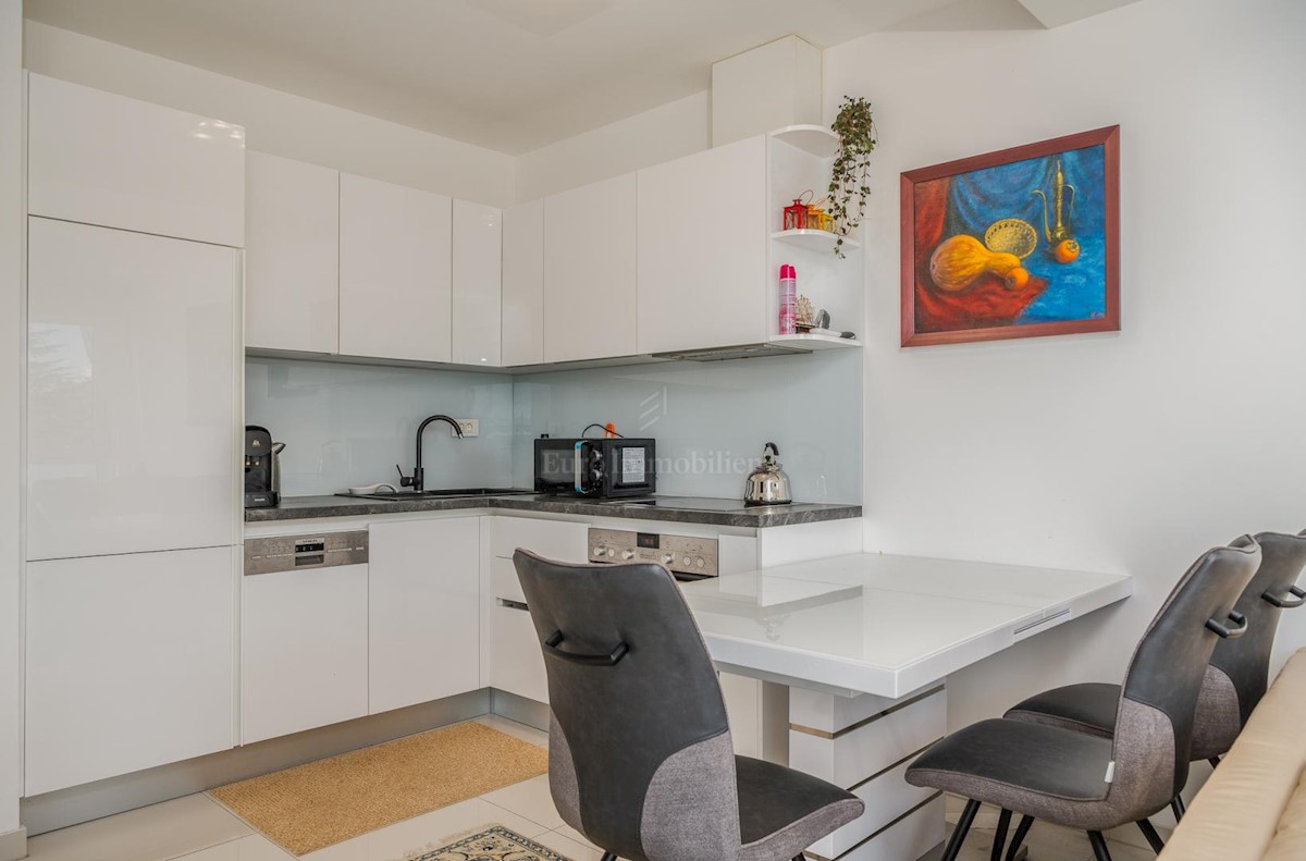 Apartmán Na predaj - PRIMORSKO-GORANSKA KRK