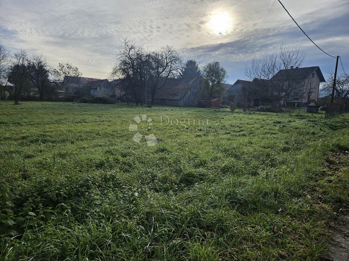 Pozemok Na predaj - VARAŽDINSKA SVETI ILIJA