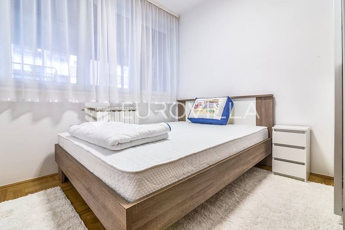 Appartement À louer - GRAD ZAGREB ZAGREB